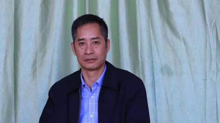 赖 原 初许 杰何 文 镖何 辉何 秀 喛陈 坤 星何 业 样何 秀 粦周 美